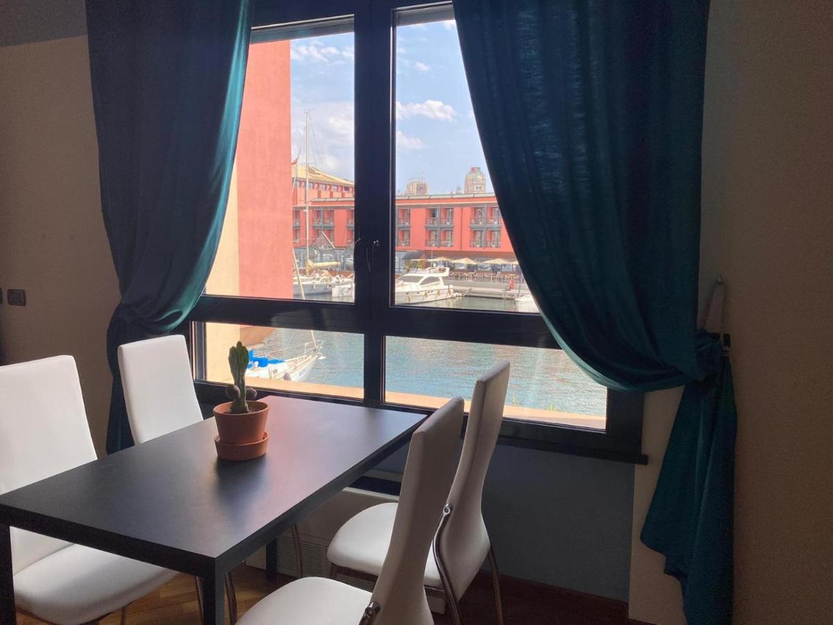 Appartement Le finestre sull'Acquario à Gênes Extérieur photo